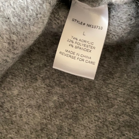 Gray cowl-neck sweater sz L - Picture 6 of 6